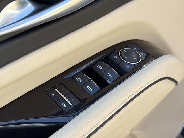 Used 2024 Cadillac Escalade ESV Premium Luxury w/ Performance Package image 26