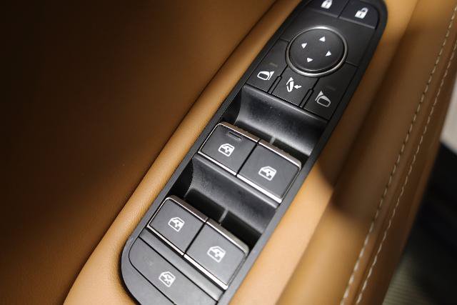 Used 2023 INFINITI QX60 Sensory w/ Vision Package AWD/4WD image 31