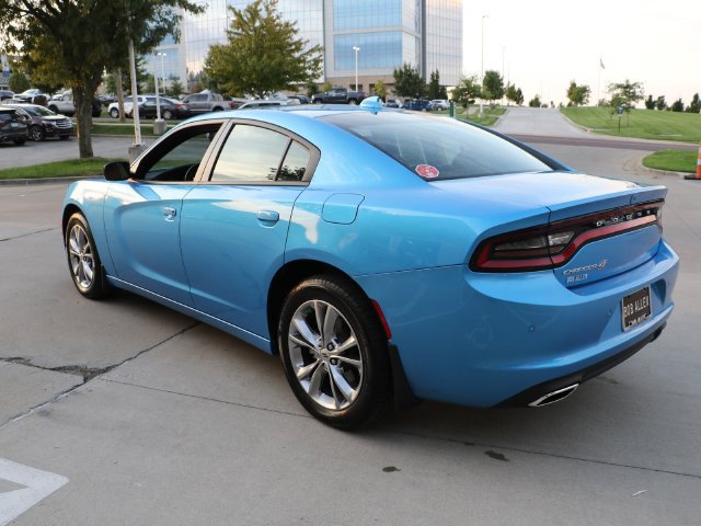 Used 2023 Dodge Charger SXT AWD/4WD image 5