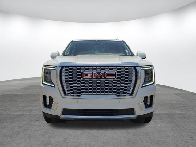 Used 2021 GMC Yukon XL Denali w/ Denali Ultimate Package AWD/4WD image 2
