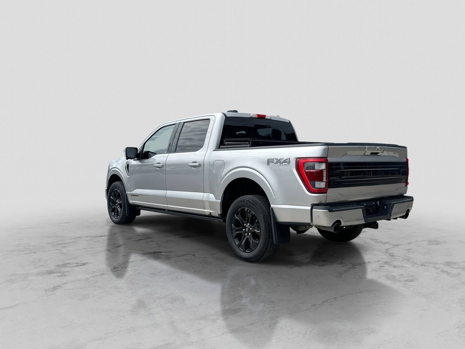 Certified 2023 Ford F150 Platinum w/ FX4 Off-Road Package AWD/4WD image 5