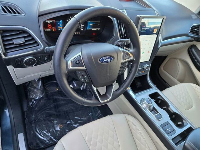 Certified 2023 Ford Edge Titanium w/ Class II Trailer Tow Package image 10