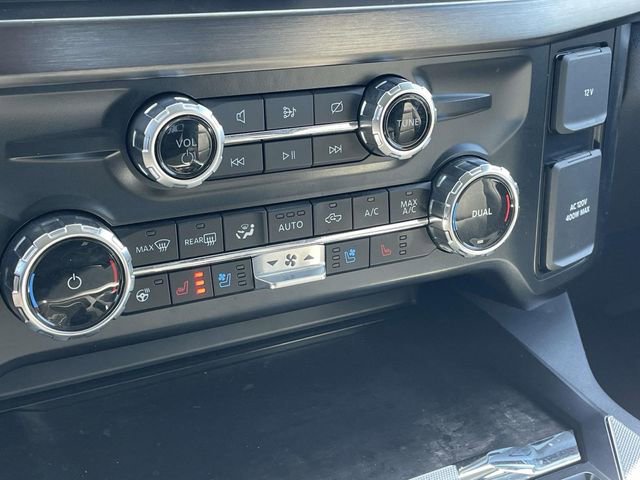 Certified 2024 Ford F250 Lariat w/ Sport Appearance Package image 25