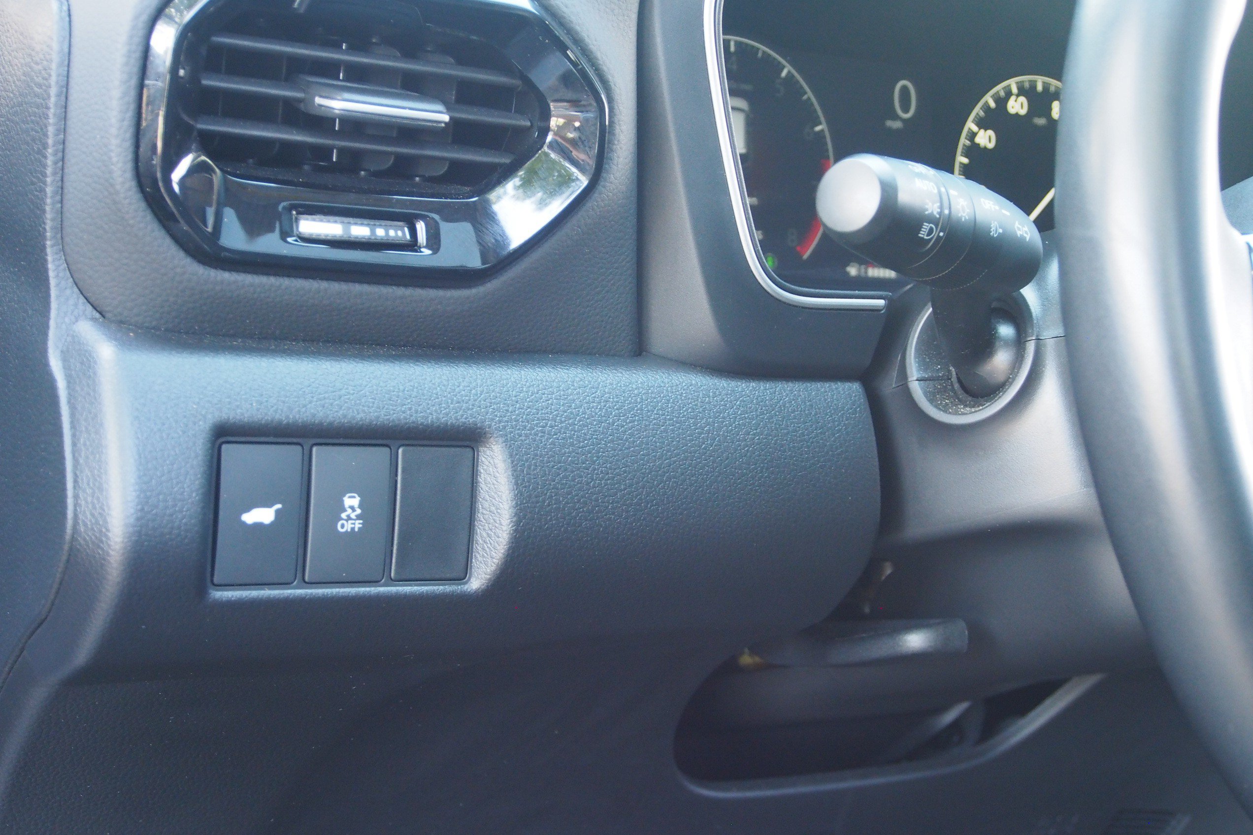 Used 2025 Honda Pilot Touring image 25