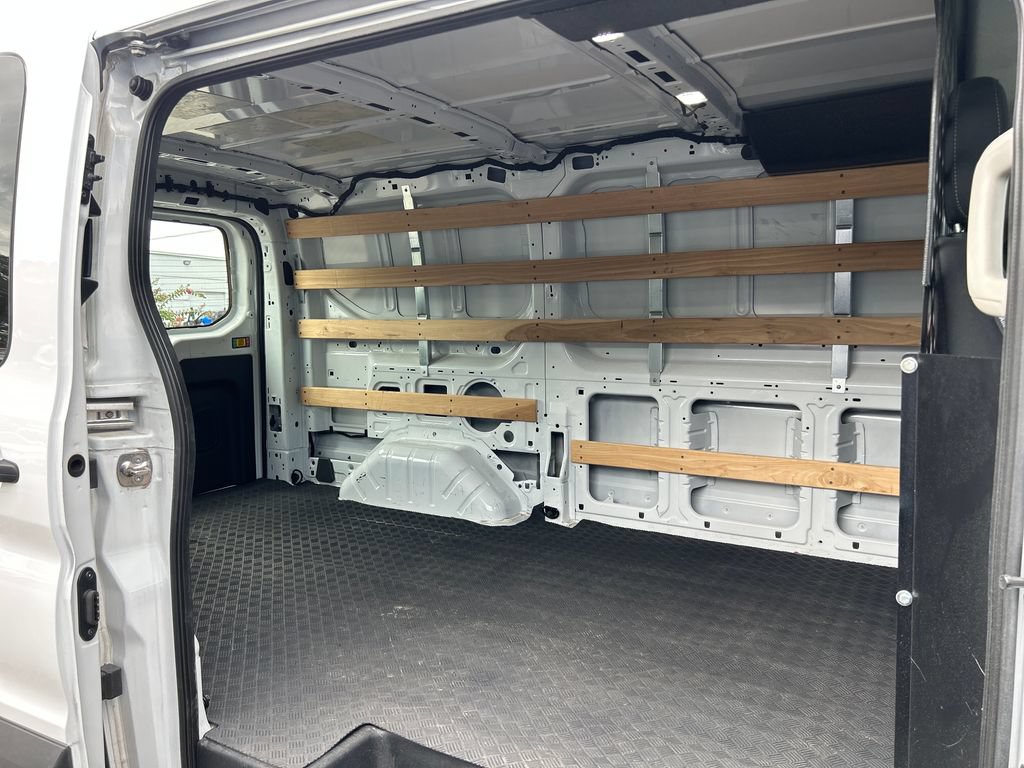 Certified 2025 Ford Transit 250 Low Roof w/ Exterior Upgrade Package RWD image 15