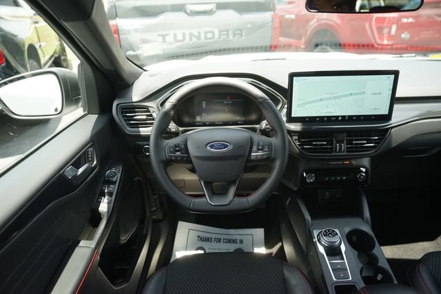 Certified 2025 Ford Escape ST-Line w/ Tech Pack #1 FWD image 21
