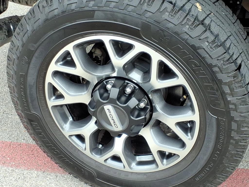 Certified 2024 Ford F250 Platinum AWD/4WD image 12