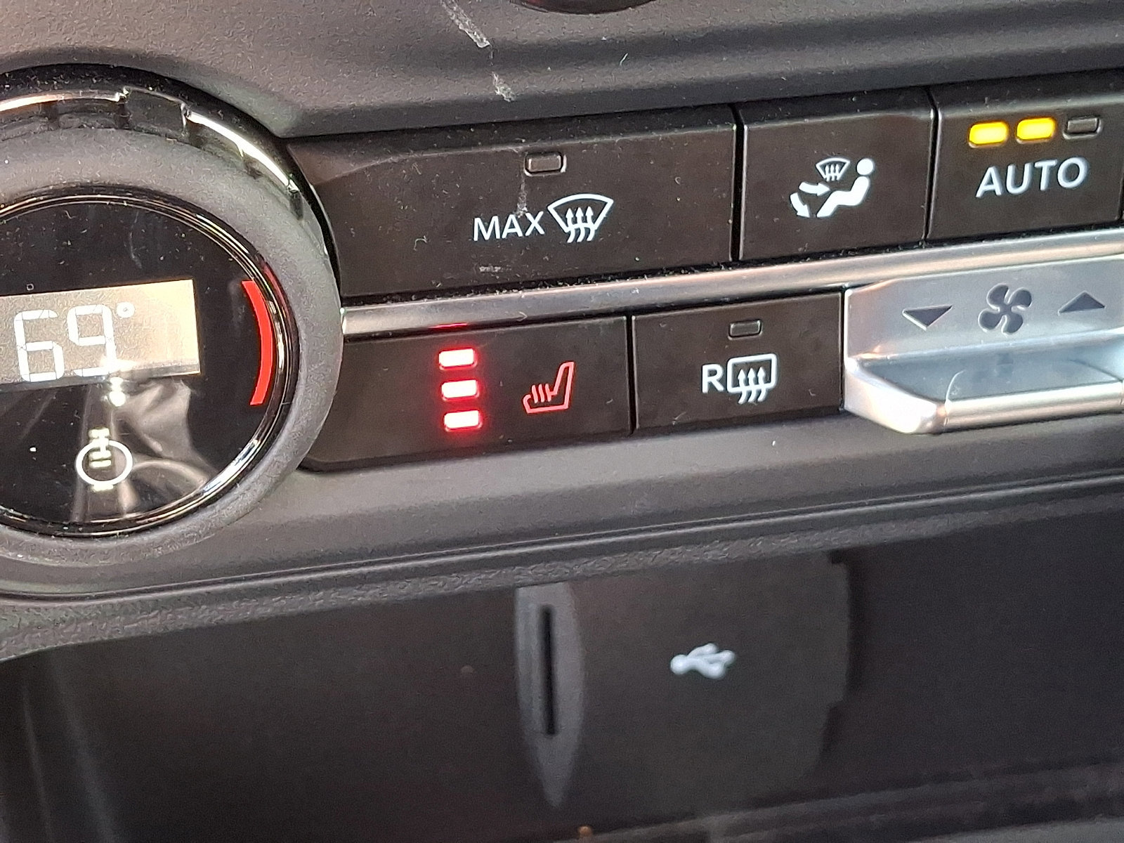 Certified 2024 Ford Bronco Black Diamond AWD/4WD image 25