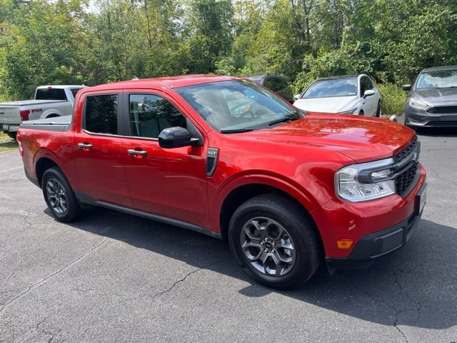 Certified 2024 Ford Maverick XLT w/ XLT Luxury Package AWD/4WD image 2