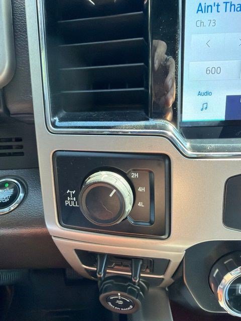 Certified 2022 Ford F350 King Ranch w/ King Ranch Ultimate Package AWD/4WD image 21