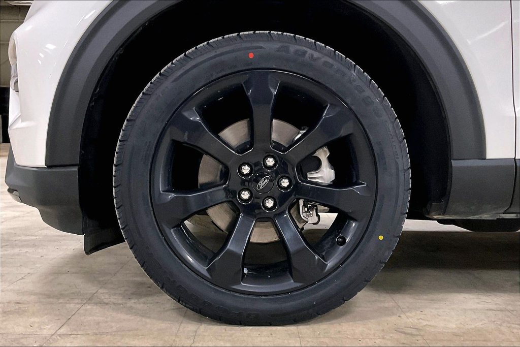 Certified 2023 Ford Explorer ST-Line AWD/4WD image 9