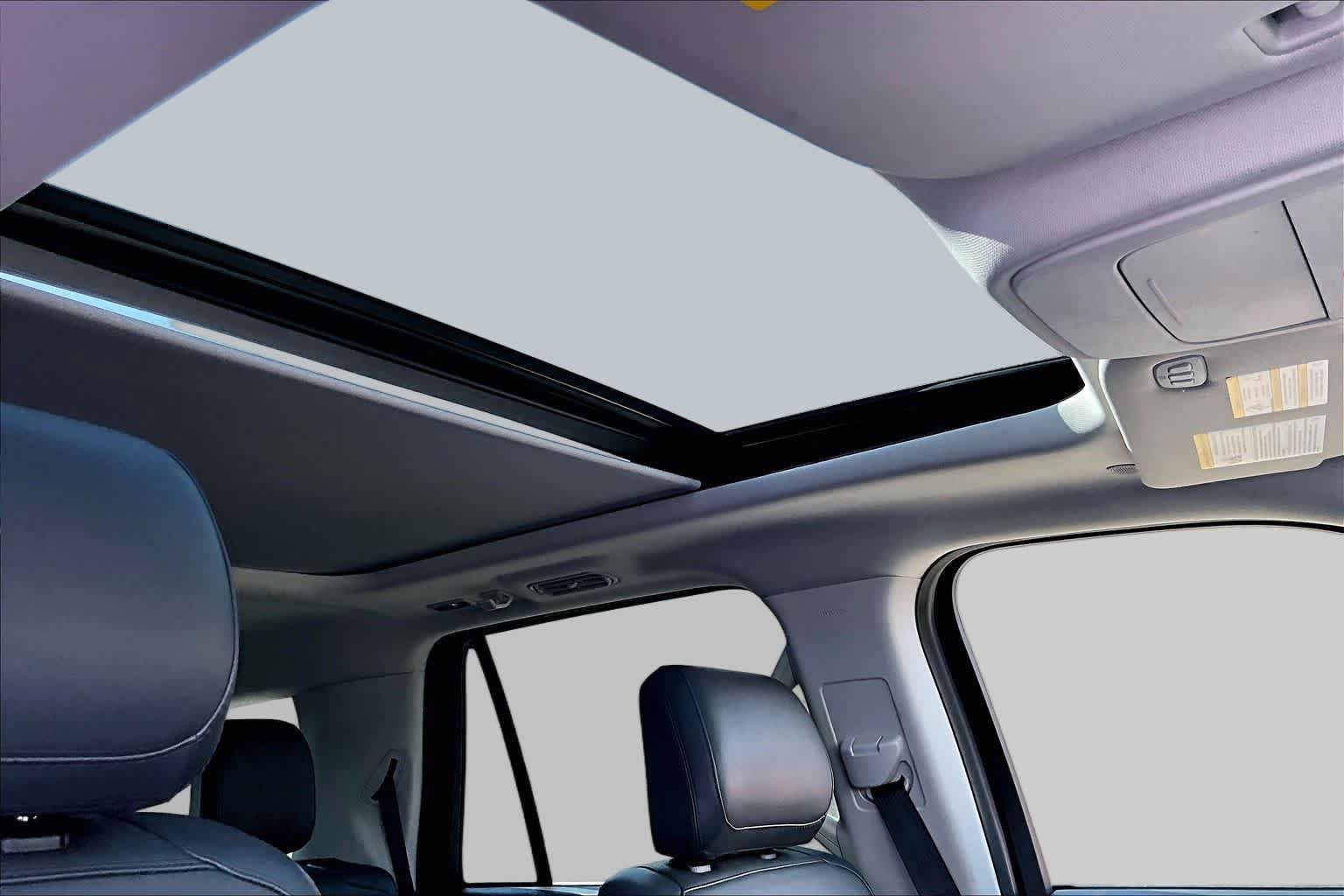 Certified 2025 Ford Expedition Active RWD image 14