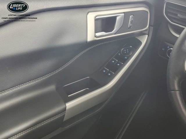 Certified 2023 Ford Explorer XLT w/ Equipment Group 202A image 33