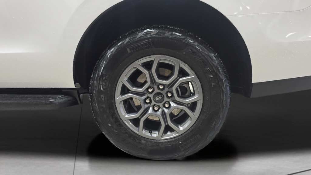 Certified 2025 Ford Expedition Active AWD/4WD image 14