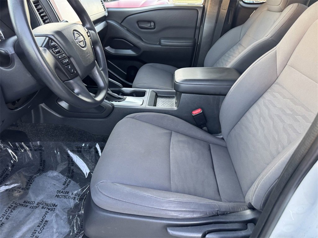 Used 2023 Nissan Frontier S image 12