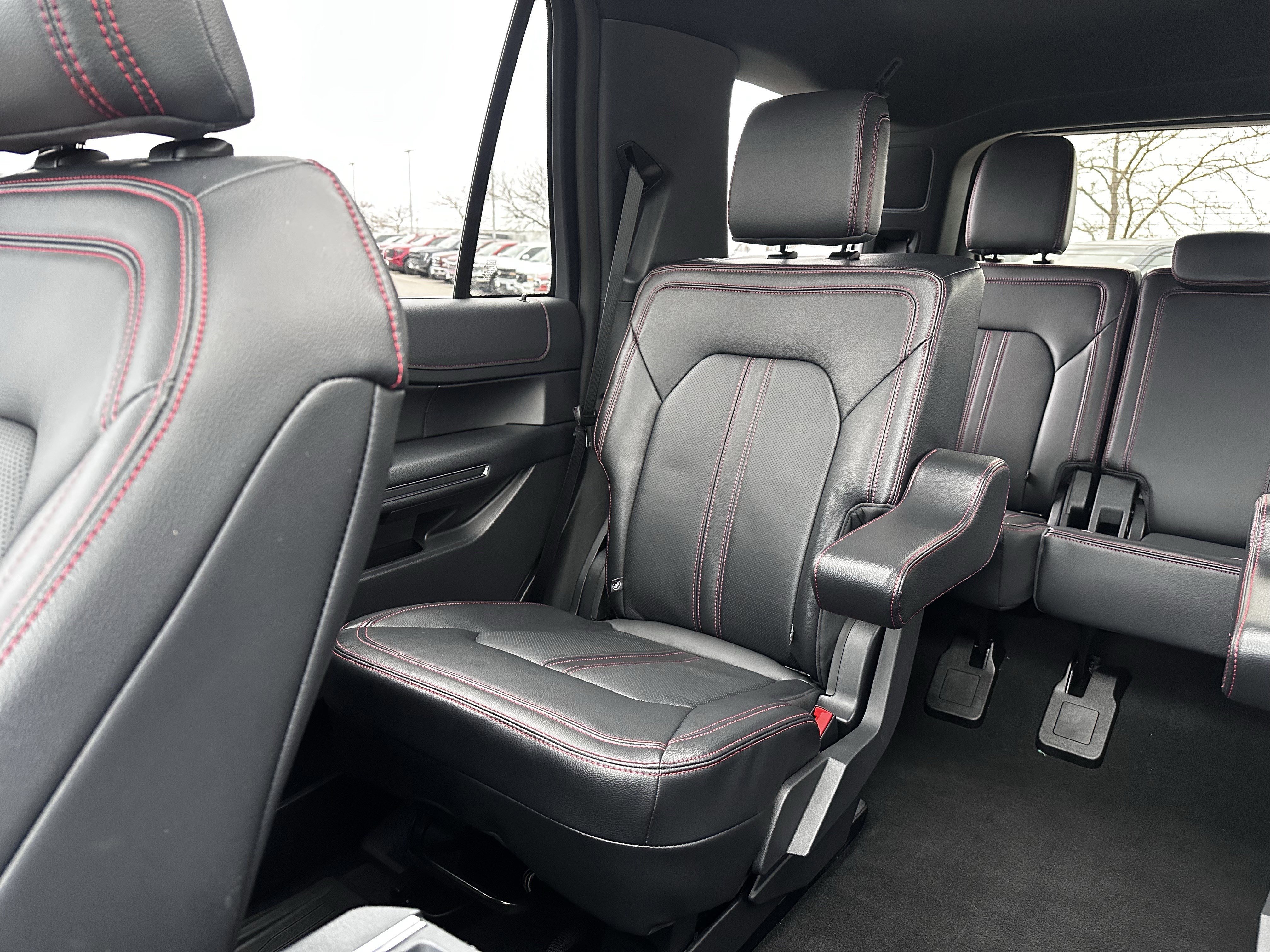 Certified 2023 Ford Expedition Limited image 12