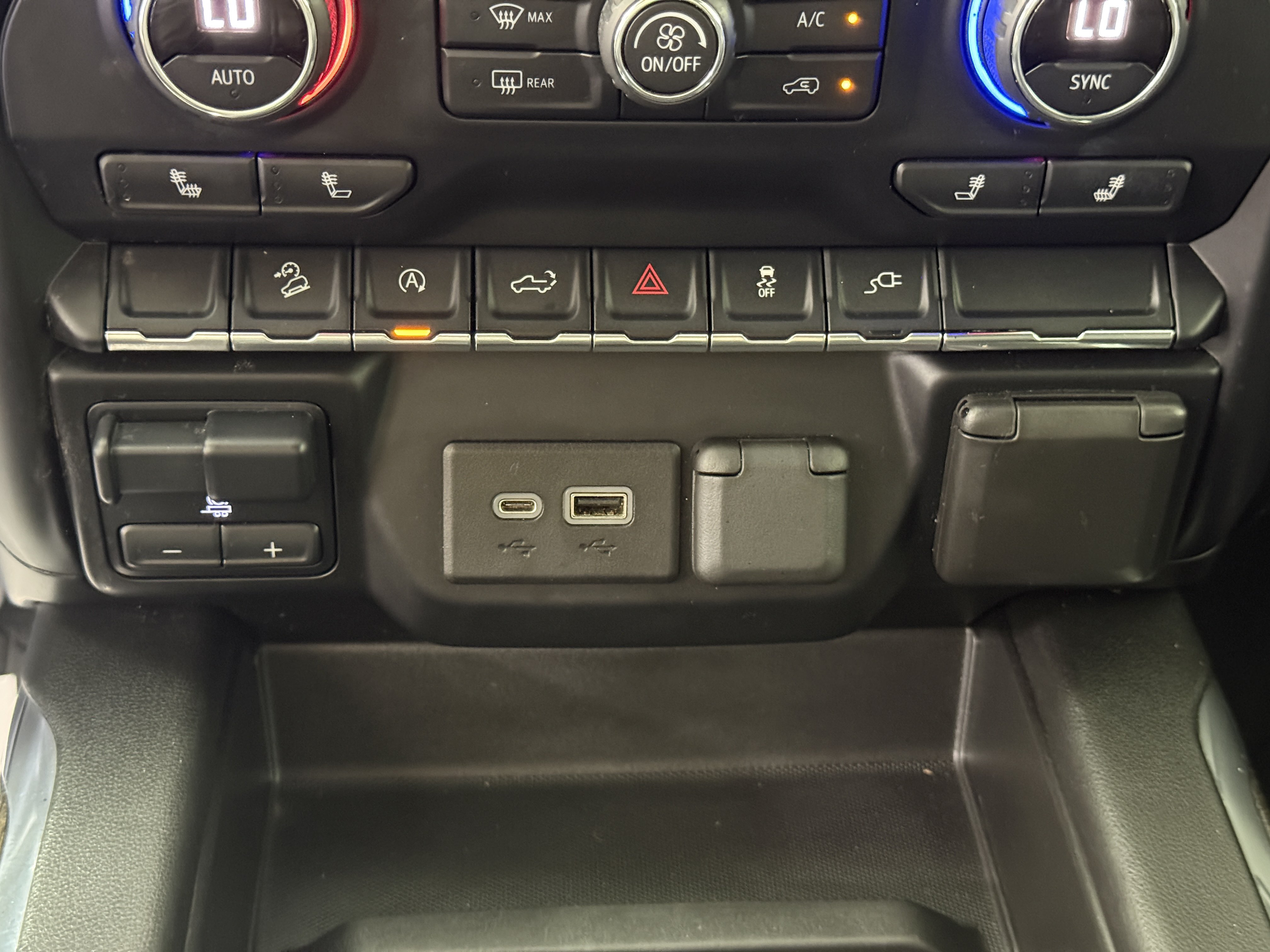 Used 2020 Chevrolet Silverado 1500 LT Trail Boss AWD/4WD image 20