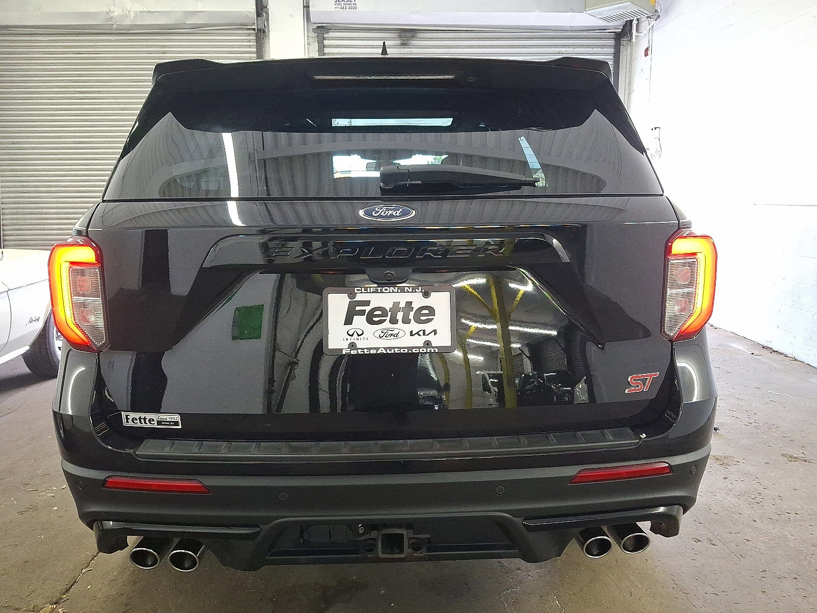 Certified 2022 Ford Explorer ST w/ Equipment Group 401A image 3