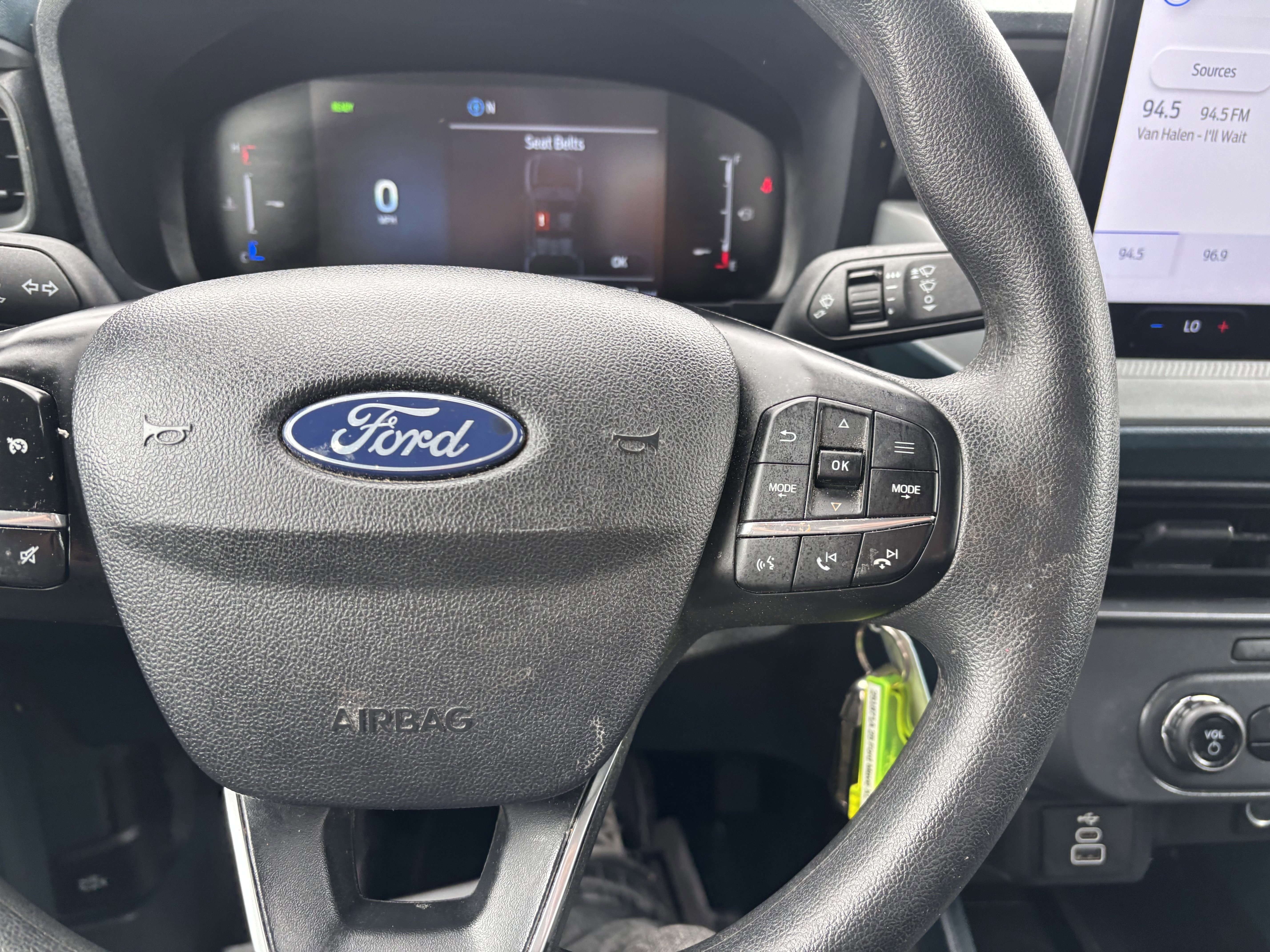 Certified 2025 Ford Maverick XL FWD image 9