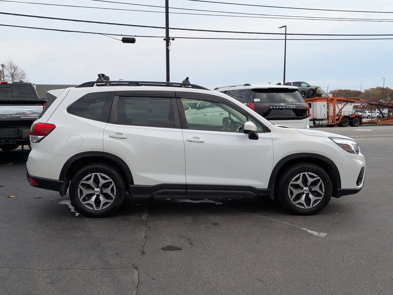 Used 2020 Subaru Forester Premium image 6