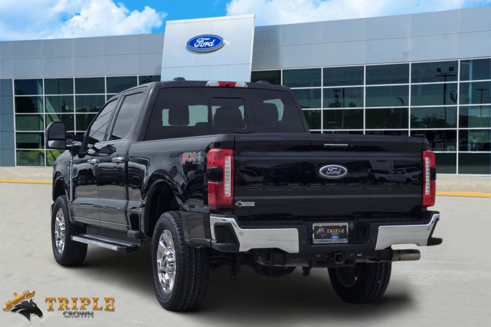 Certified 2024 Ford F250 Lariat w/ Chrome Package AWD/4WD image 4