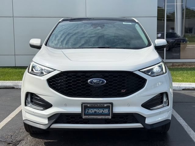Certified 2023 Ford Edge ST w/ Equipment Group 401A AWD/4WD image 3