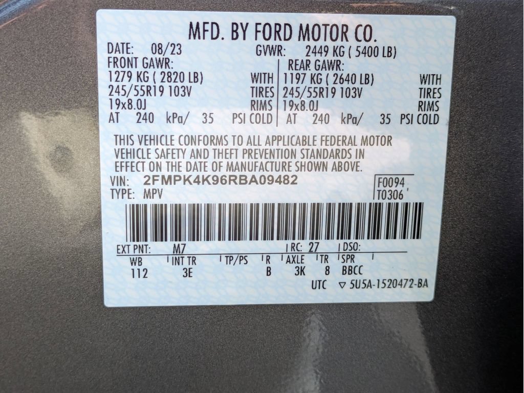 Certified 2024 Ford Edge Titanium AWD/4WD image 28