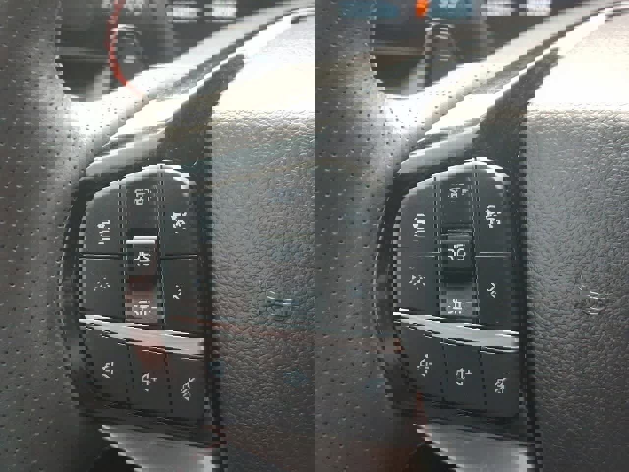 Certified 2025 Ford Explorer ST image 23