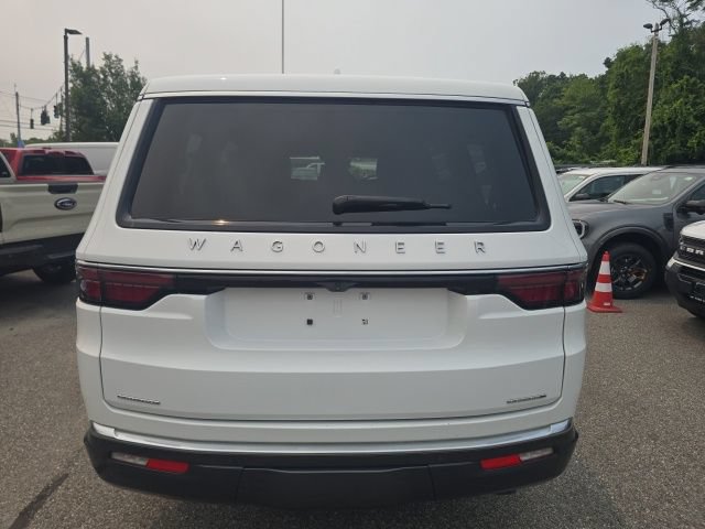 Used 2022 Jeep Wagoneer Series II AWD/4WD image 9