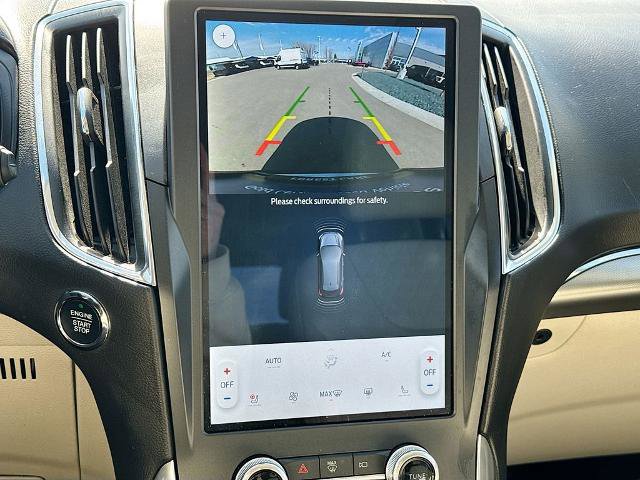 Certified 2023 Ford Edge Titanium w/ Class II Trailer Tow Package image 12