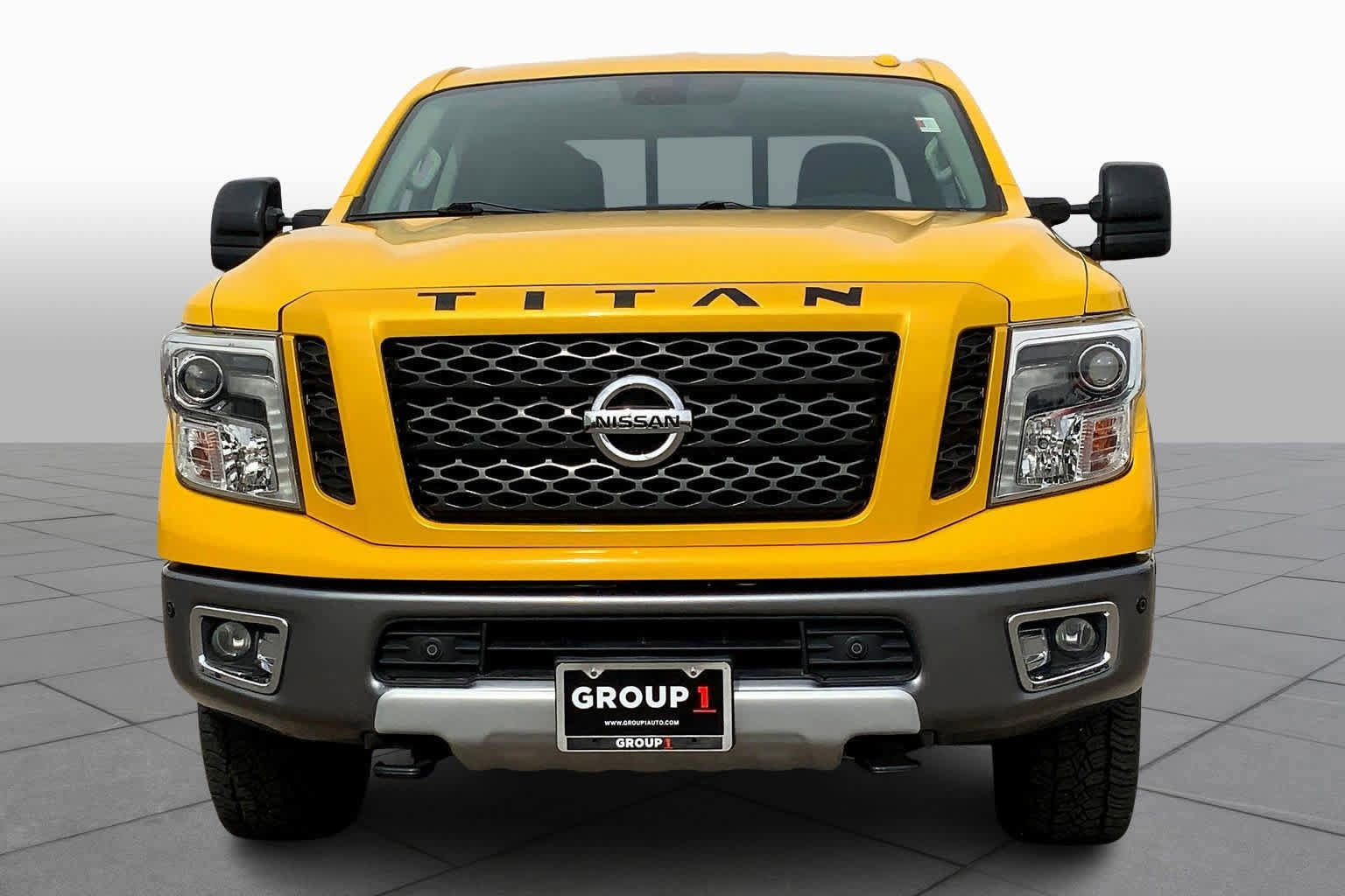 Used 2018 Nissan Titan PRO-4X w/ Pro-4x Utility Package image 3