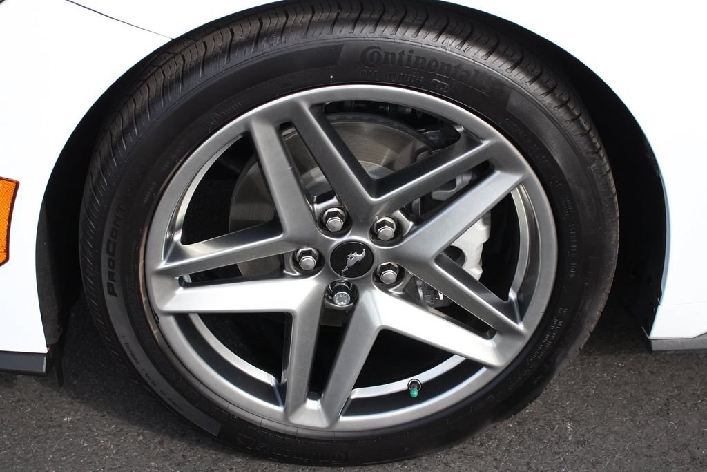 Certified 2025 Ford Mustang Convertible RWD image 14