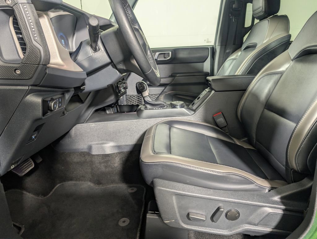 Certified 2025 Ford Bronco Outer Banks AWD/4WD image 11