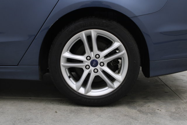 Certified 2018 Ford Fusion SE FWD image 17