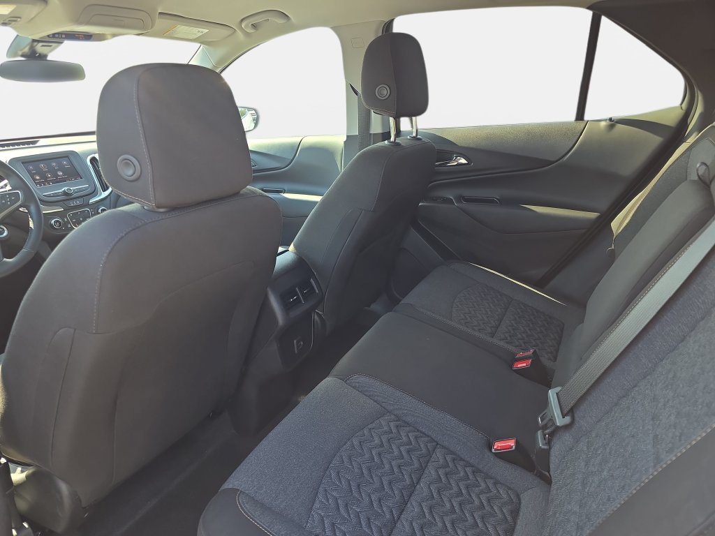 Used 2024 Chevrolet Equinox LT AWD/4WD image 13