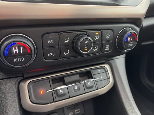 Used 2023 GMC Acadia Denali w/ Denali Technology Package image 17