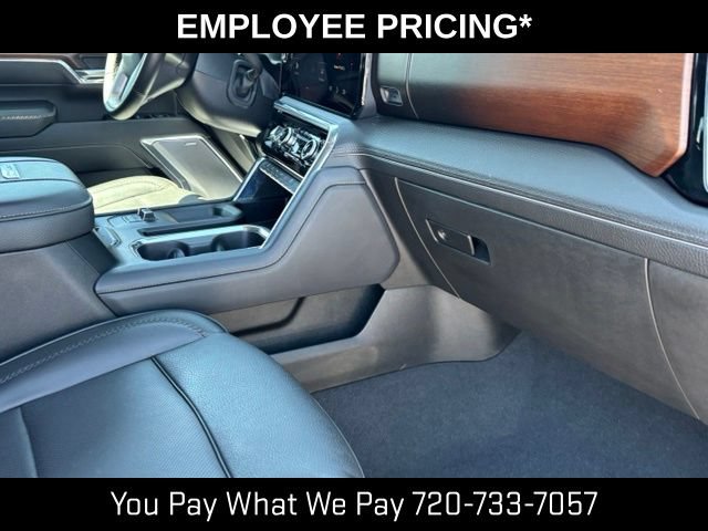 Used 2024 GMC Sierra 3500 Denali w/ Denali Reserve Package AWD/4WD image 24
