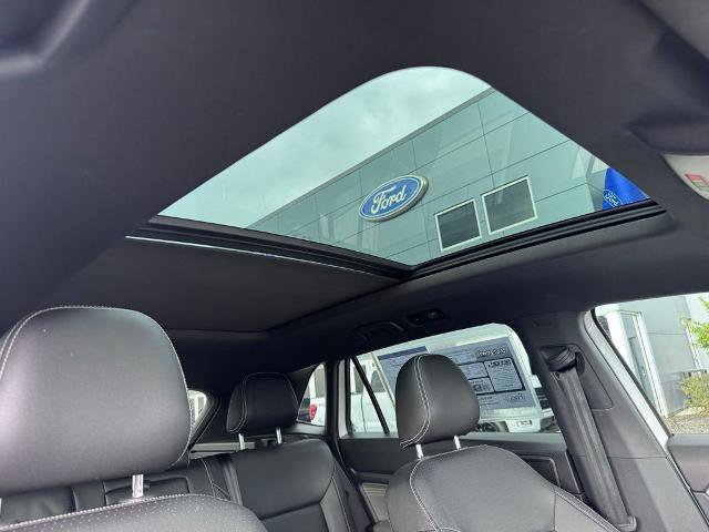 Used 2023 Volkswagen Atlas Cross Sport SE w/ Panoramic Sunroof Package image 23