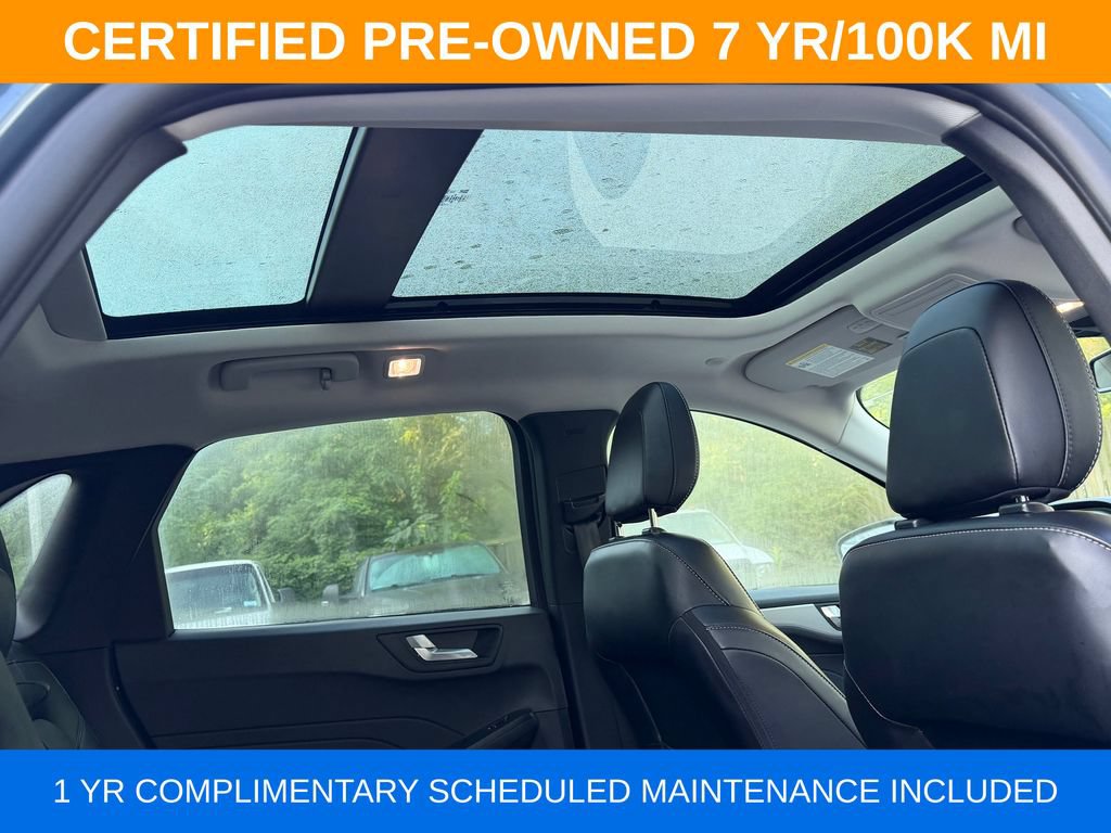 Certified 2025 Ford Escape Platinum AWD/4WD image 11