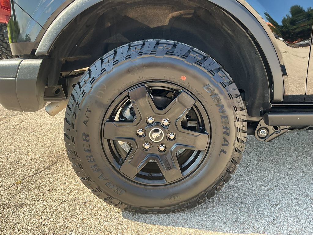Certified 2024 Ford Bronco Black Diamond AWD/4WD image 7