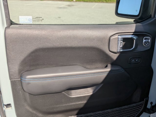 Used 2023 Jeep Wrangler Rubicon w/ Safety Group image 13