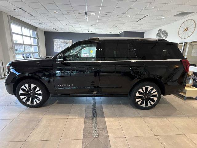 Certified 2025 Ford Expedition Platinum w/ Driver's Package AWD/4WD image 2