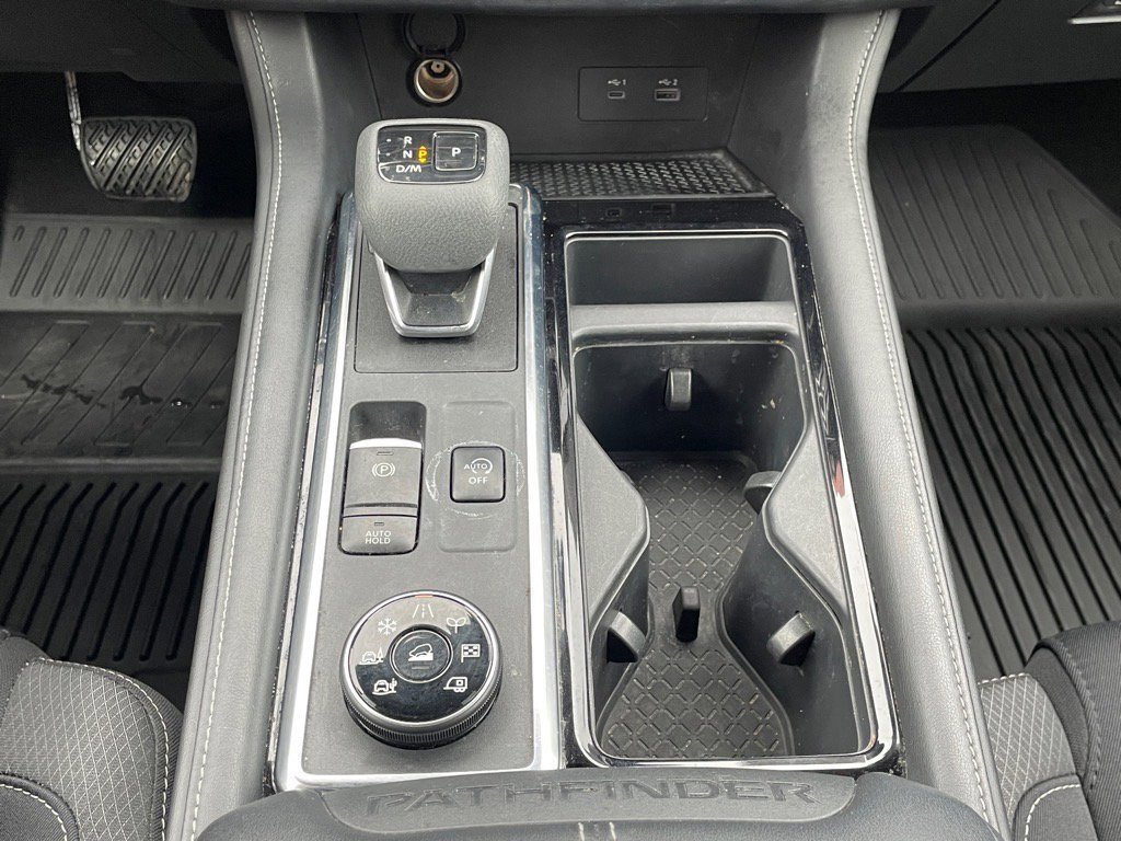 Used 2023 Nissan Pathfinder SV image 22