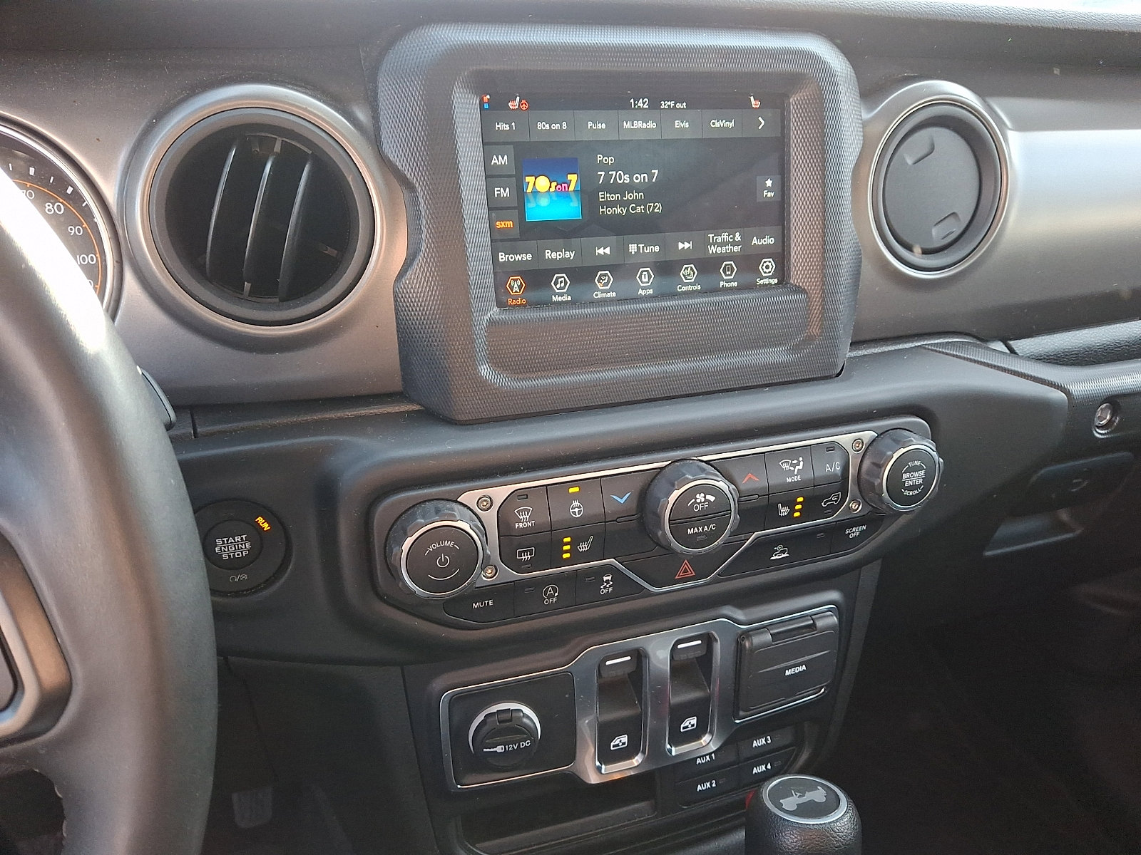 Used 2023 Jeep Wrangler Sport S image 23