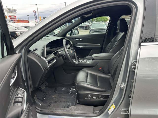 Used 2024 Cadillac XT4 Premium Luxury AWD/4WD image 13