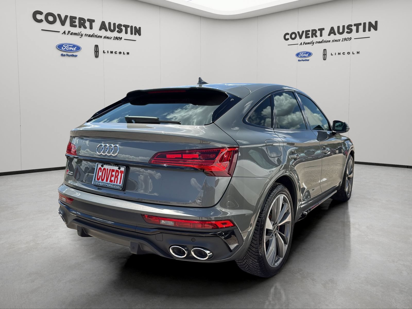 Used 2023 Audi SQ5 Prestige w/ Prestige Package AWD/4WD image 5