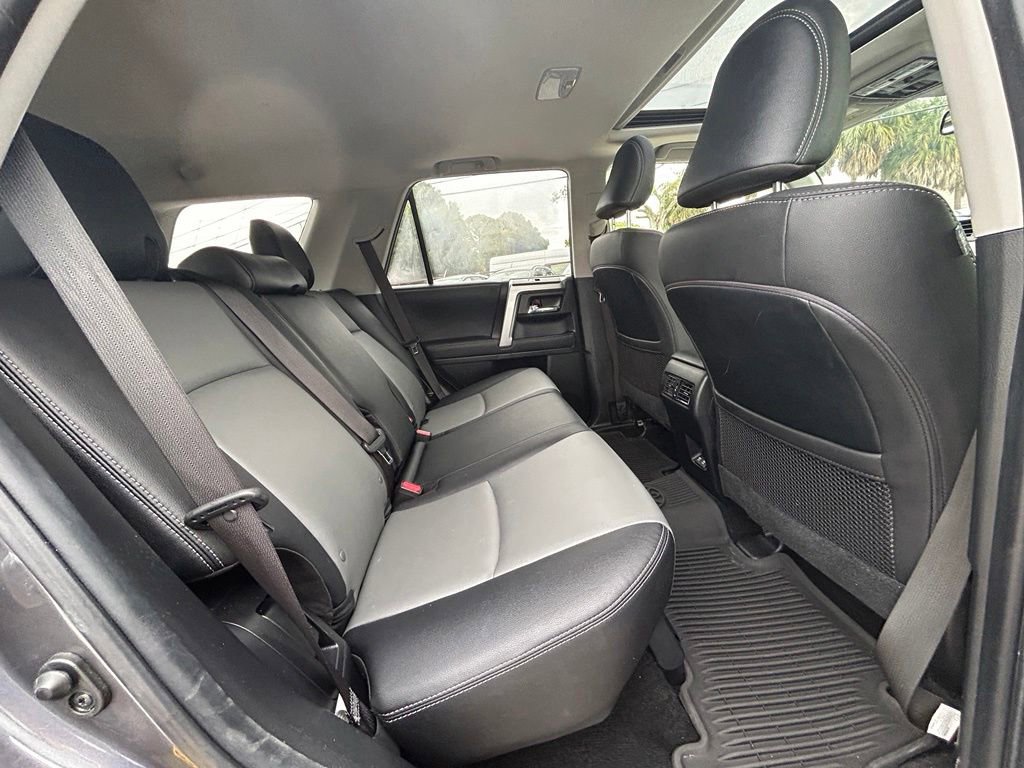Used 2021 Toyota 4Runner SR5 Premium w/ Moonroof Package AWD/4WD image 30