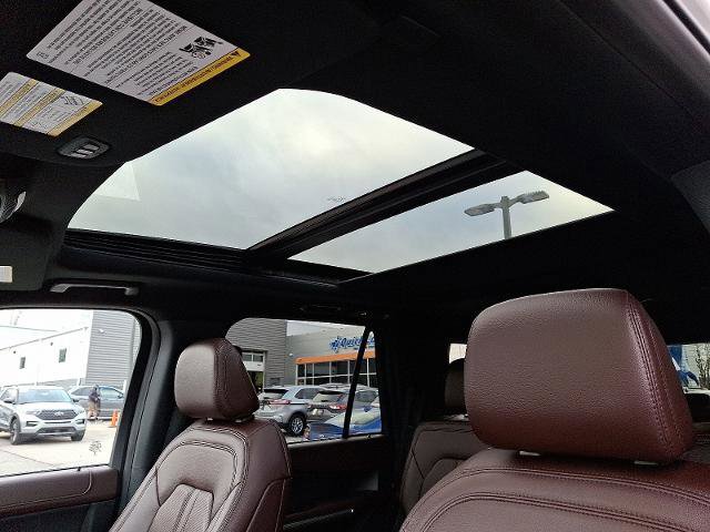 Certified 2024 Ford Expedition Limited image 15