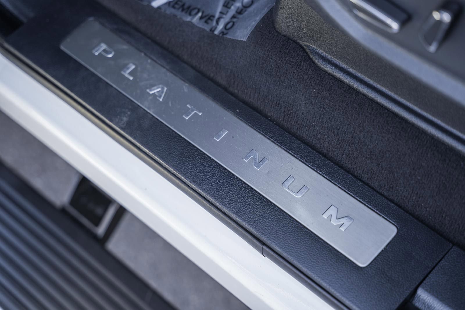 Certified 2022 Ford F450 Platinum w/ FX4 Off-Road Package image 50