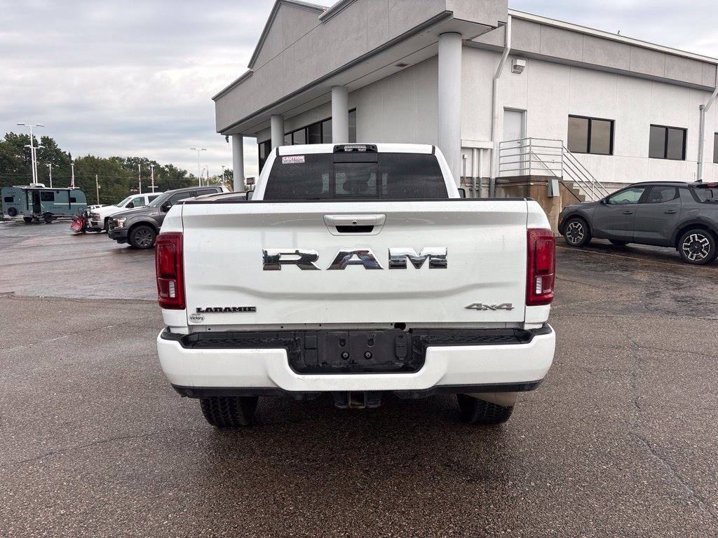 Used 2025 RAM 2500 Laramie AWD/4WD image 6